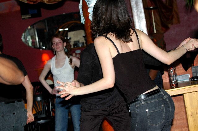 min 2005 11 06 sharkys 168